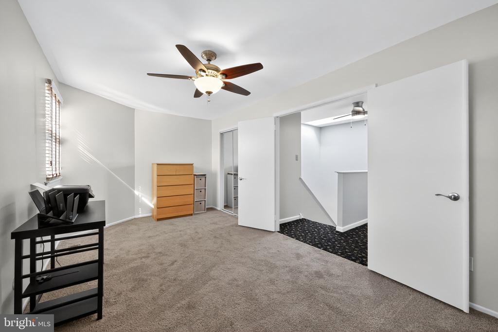 1112 SELMER ROAD