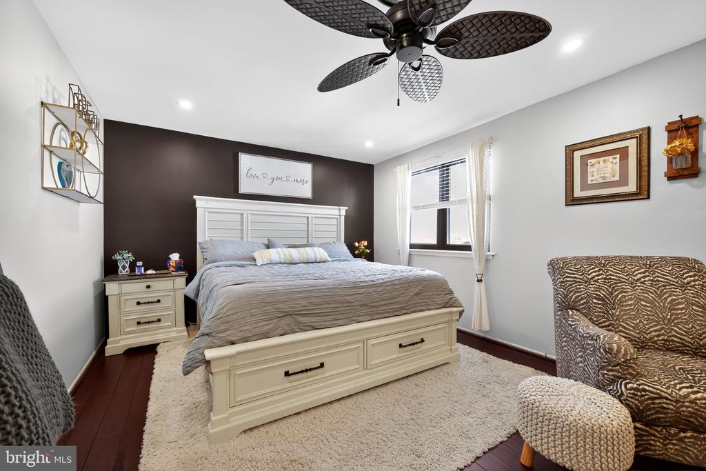 1112 SELMER ROAD