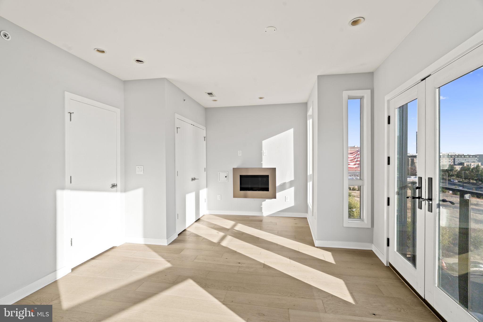 343 N FRONT STREET C