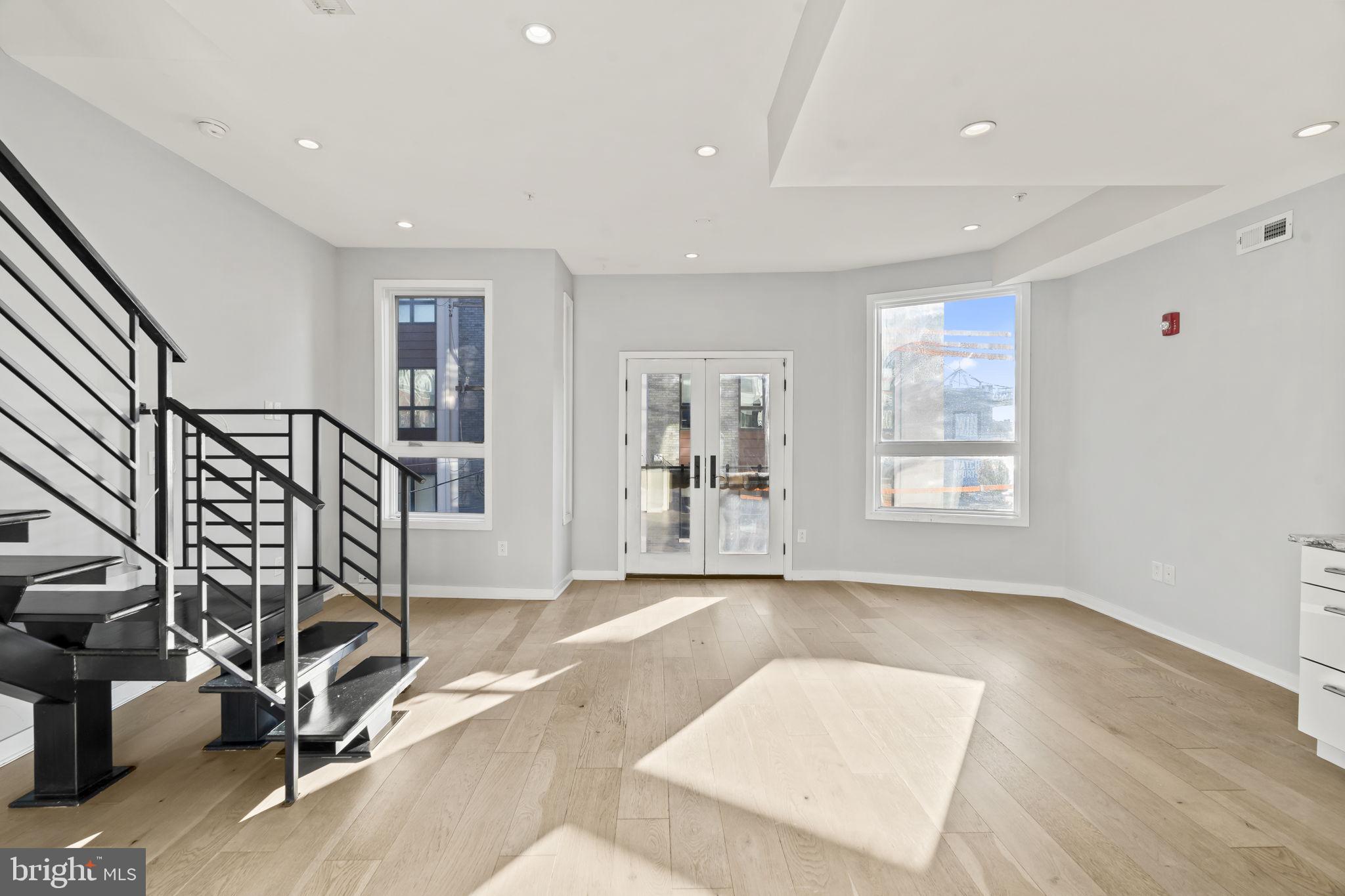 343 N FRONT STREET C