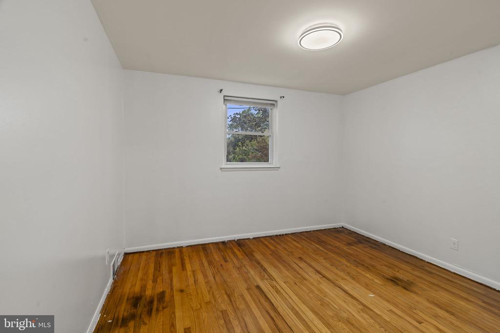 1203 FENWICK PLACE