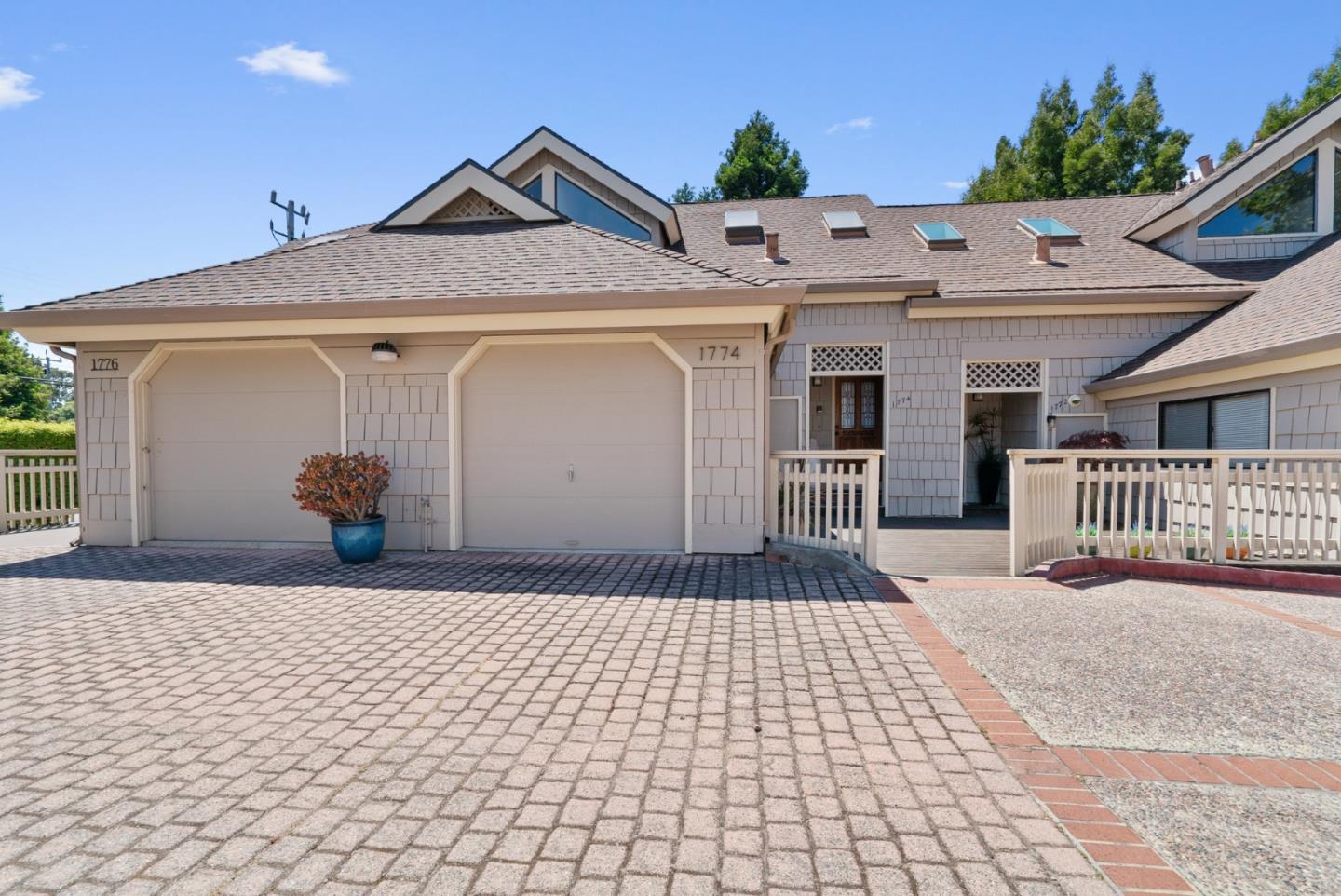 1774 Esperanza CT