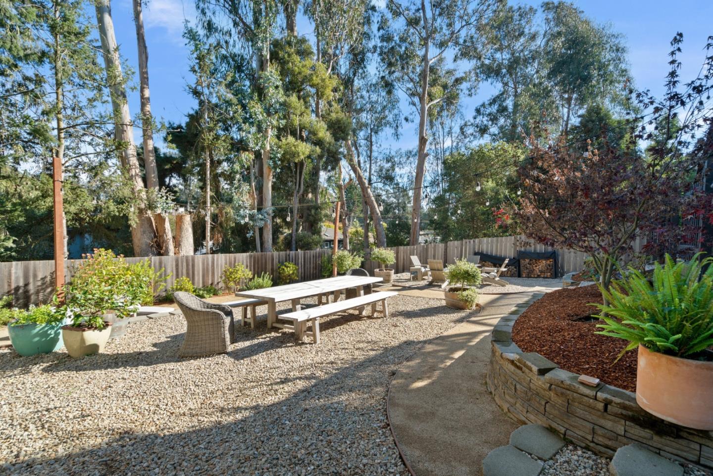 409 Townsend DR