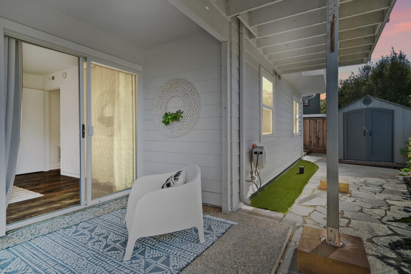 3001 Vienna Pines CT