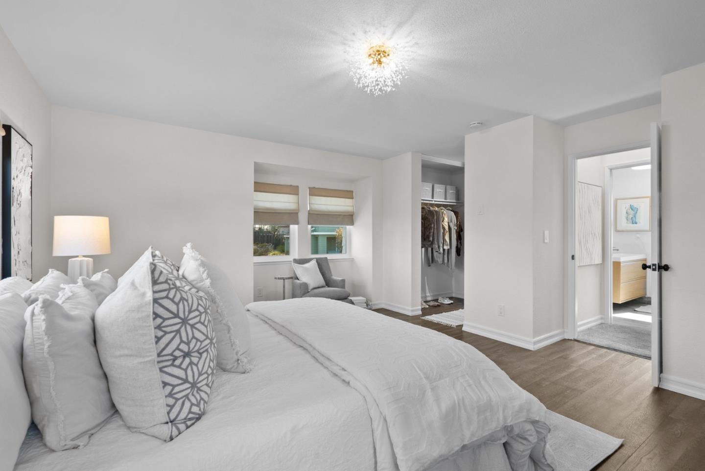 3001 Vienna Pines CT