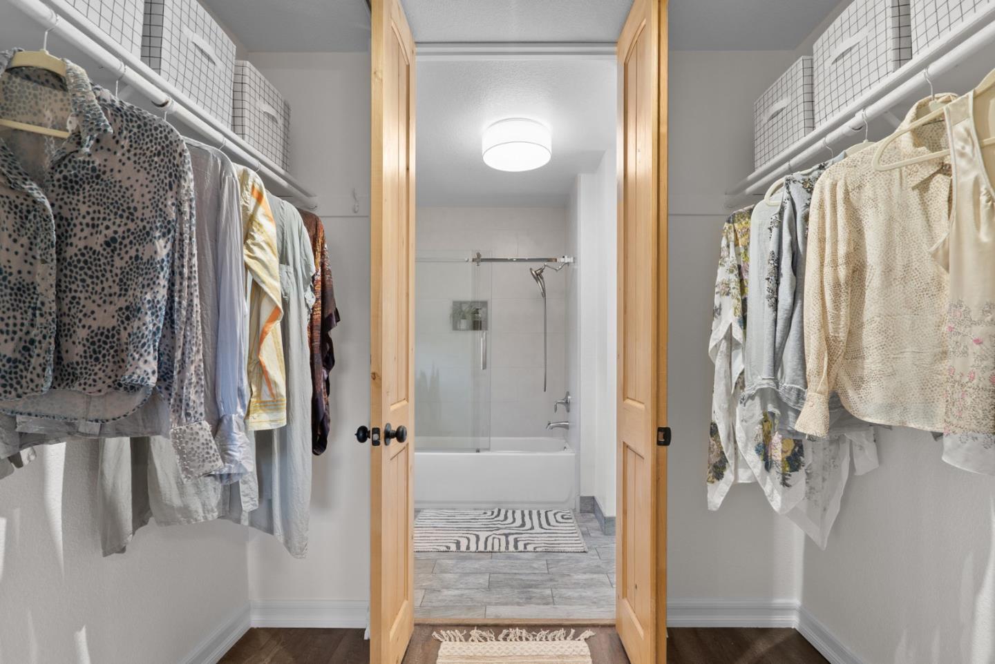 3001 Vienna Pines CT