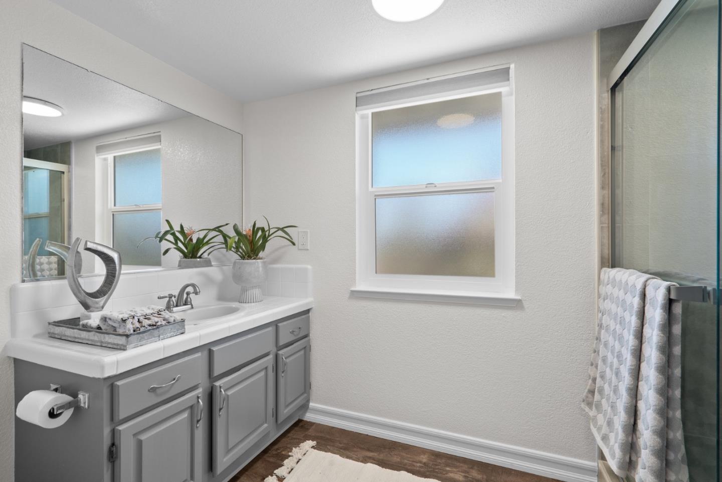 3001 Vienna Pines CT