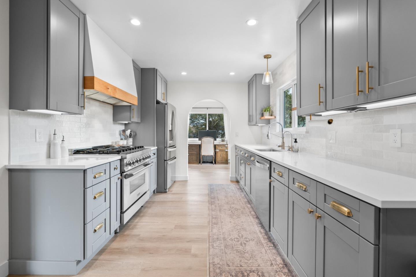 386 Carpenteria RD