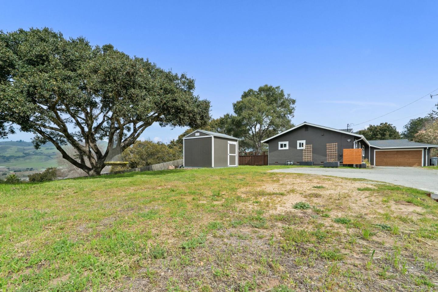 386 Carpenteria RD