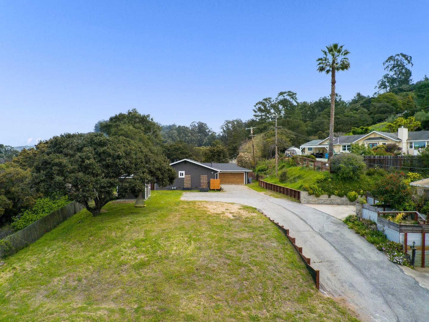 386 Carpenteria RD