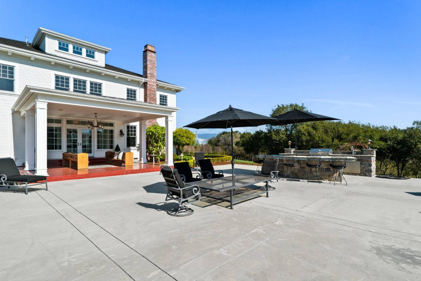 155 Scarlet Court