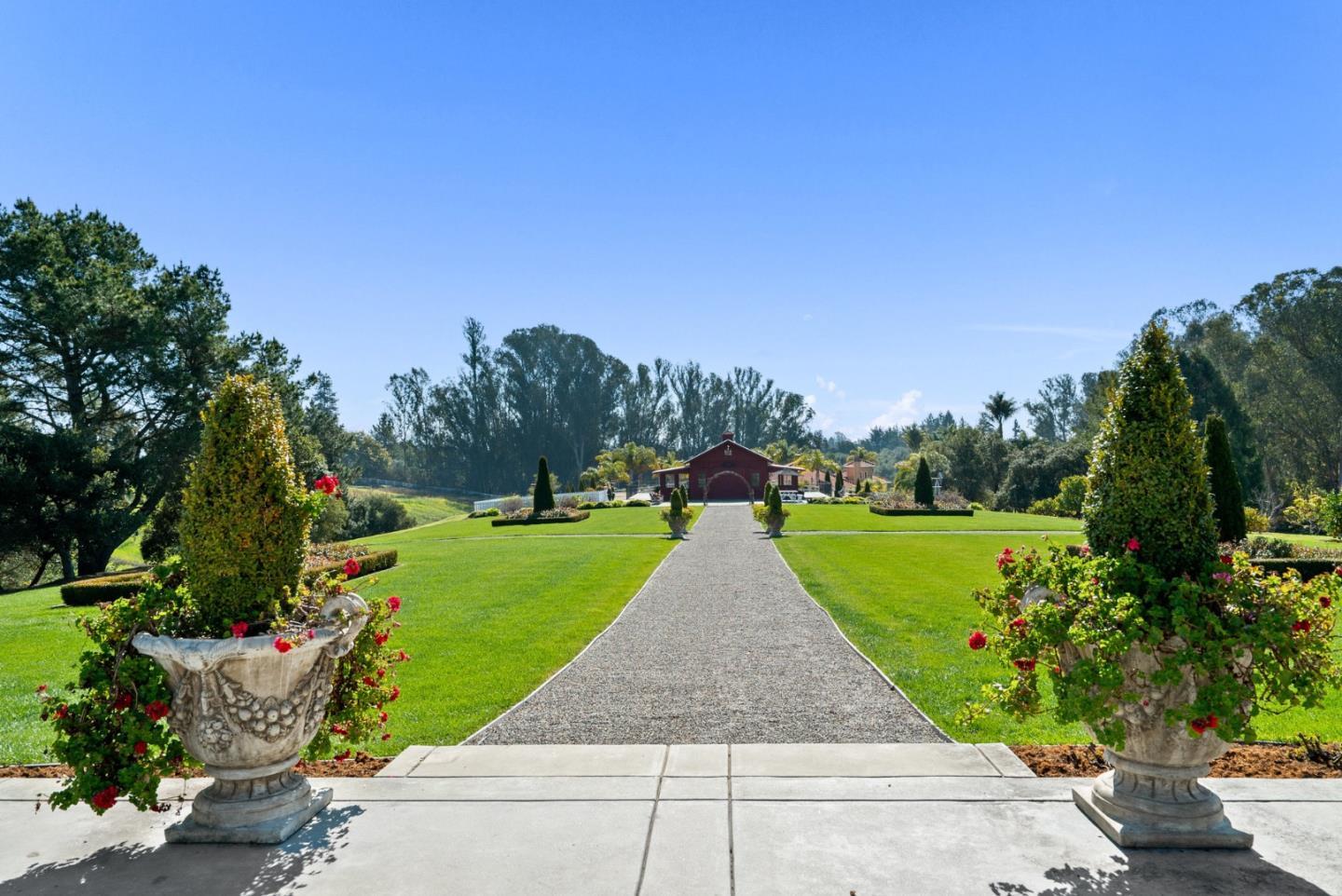 155 Scarlet Court