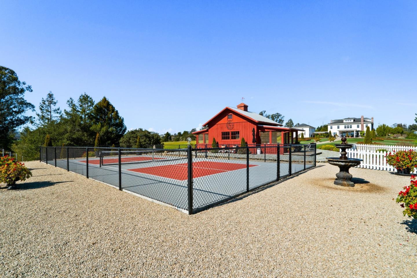155 Scarlet Court