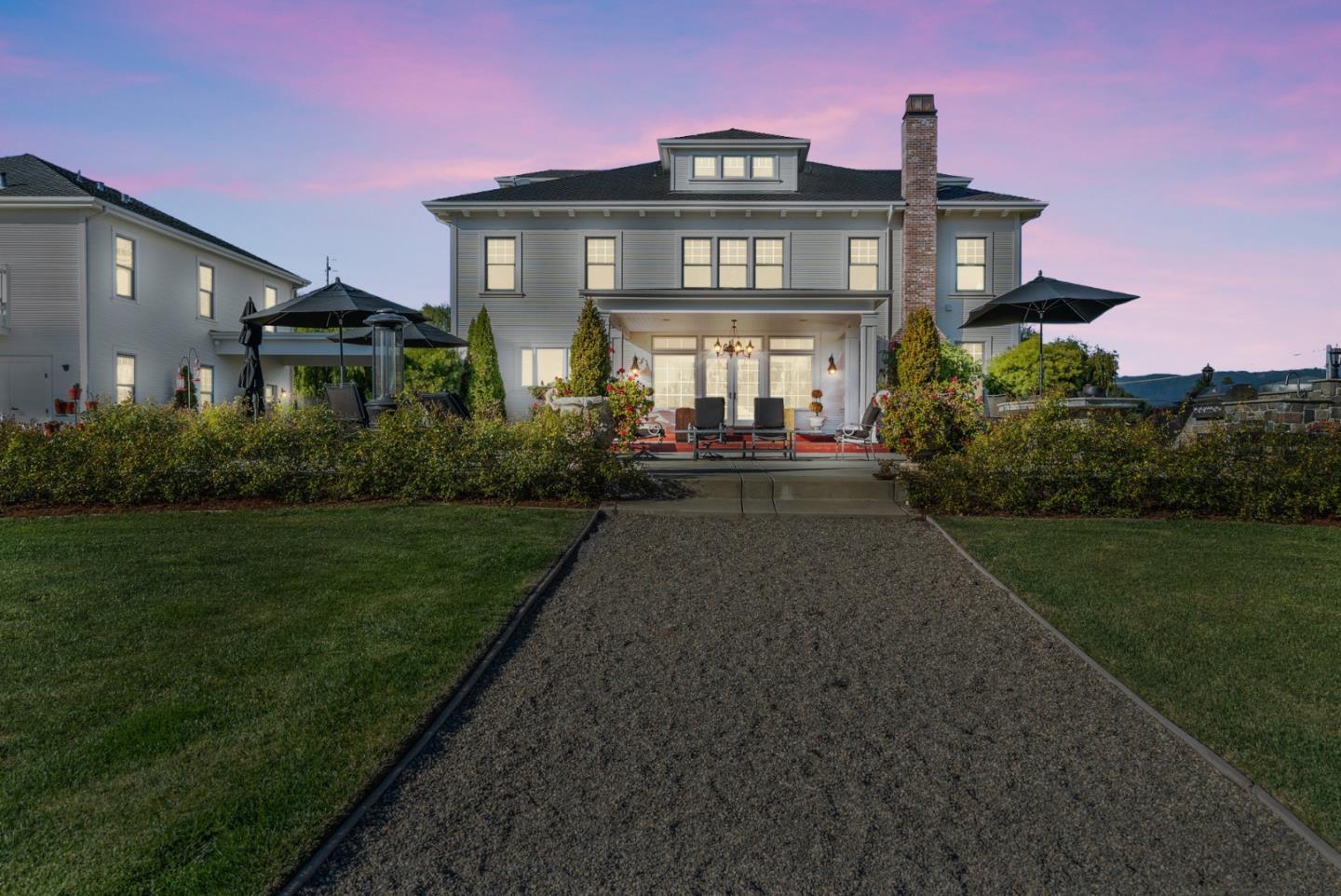 155 Scarlet Court