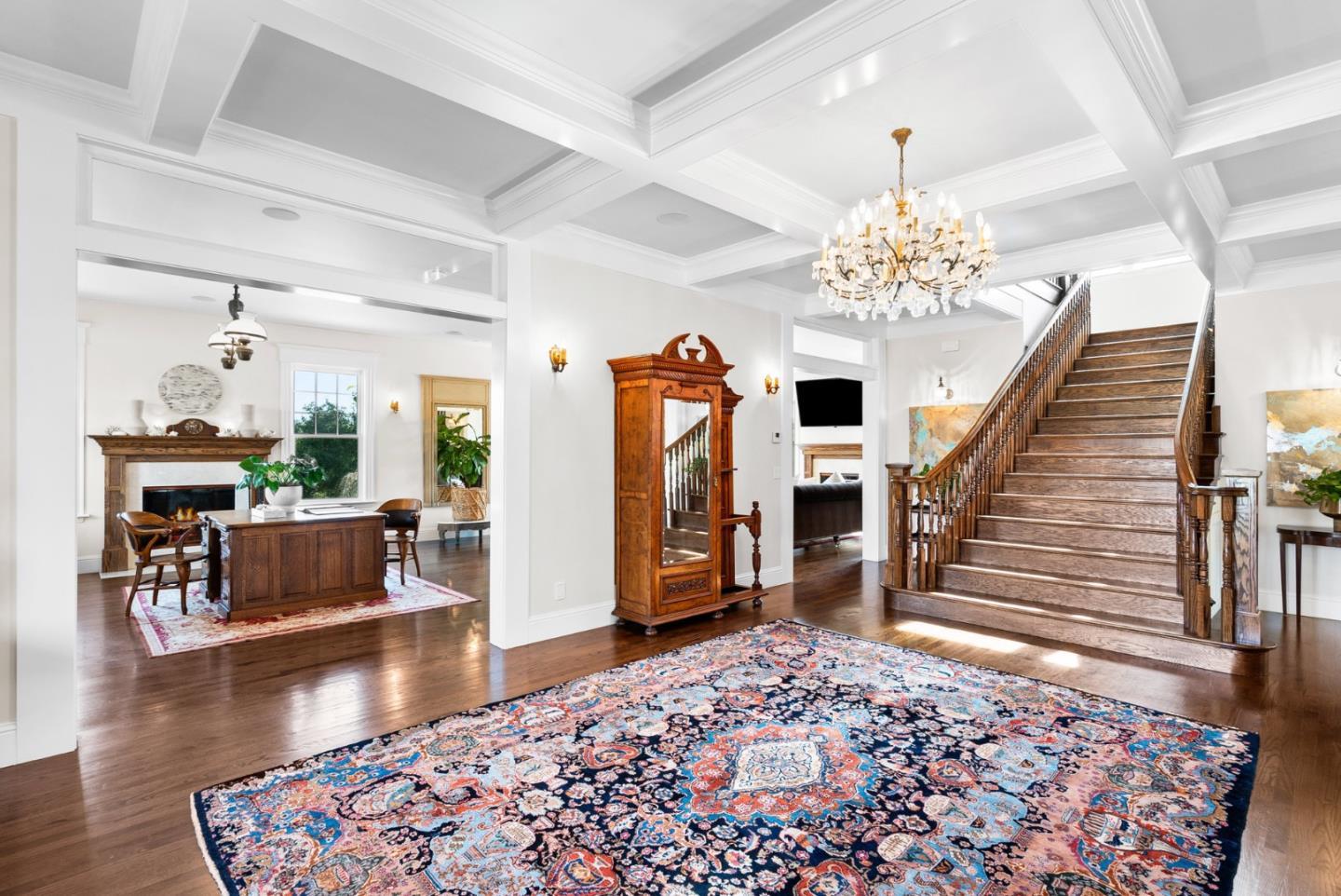 155 Scarlet Court