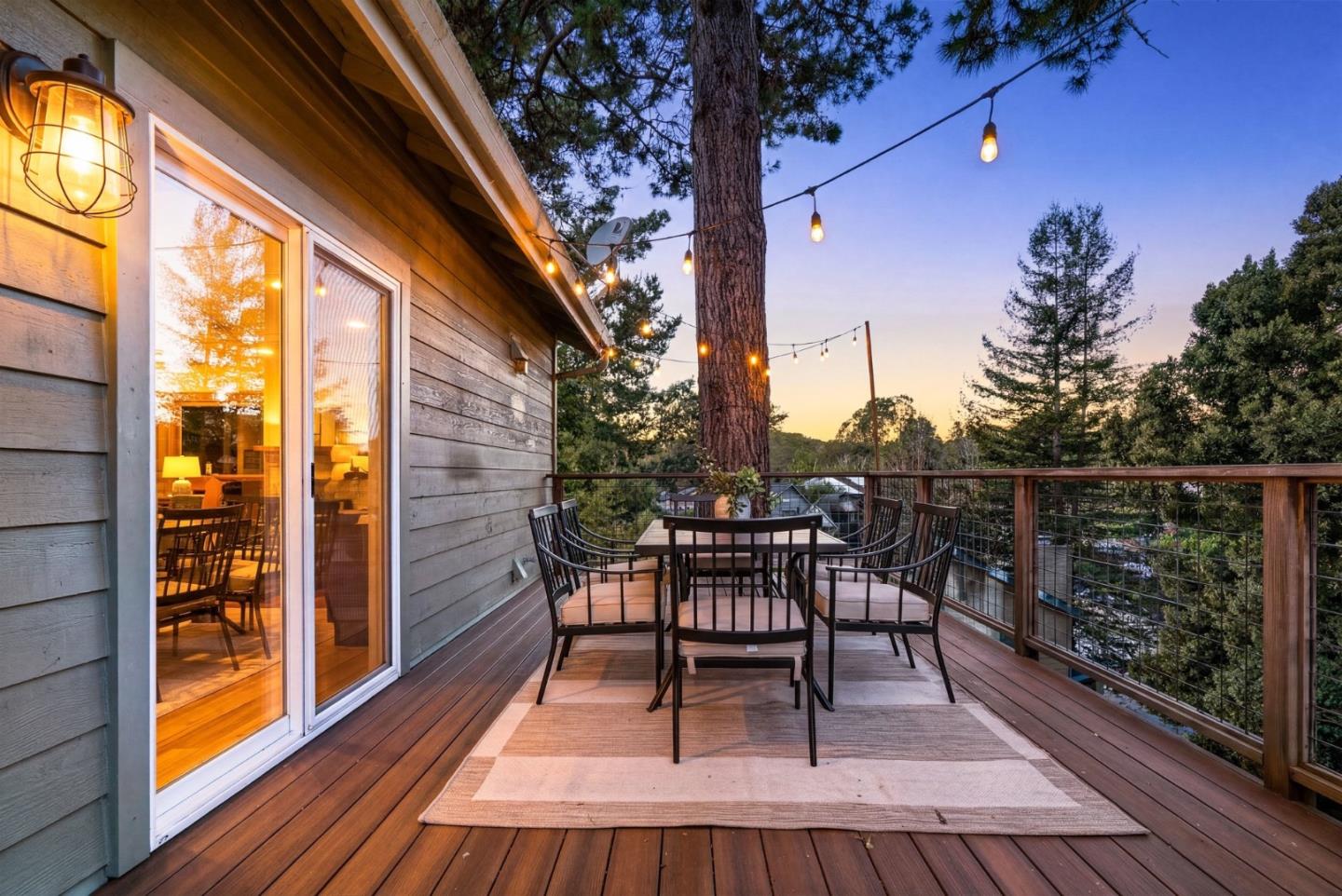 105 Dunsmuir Court