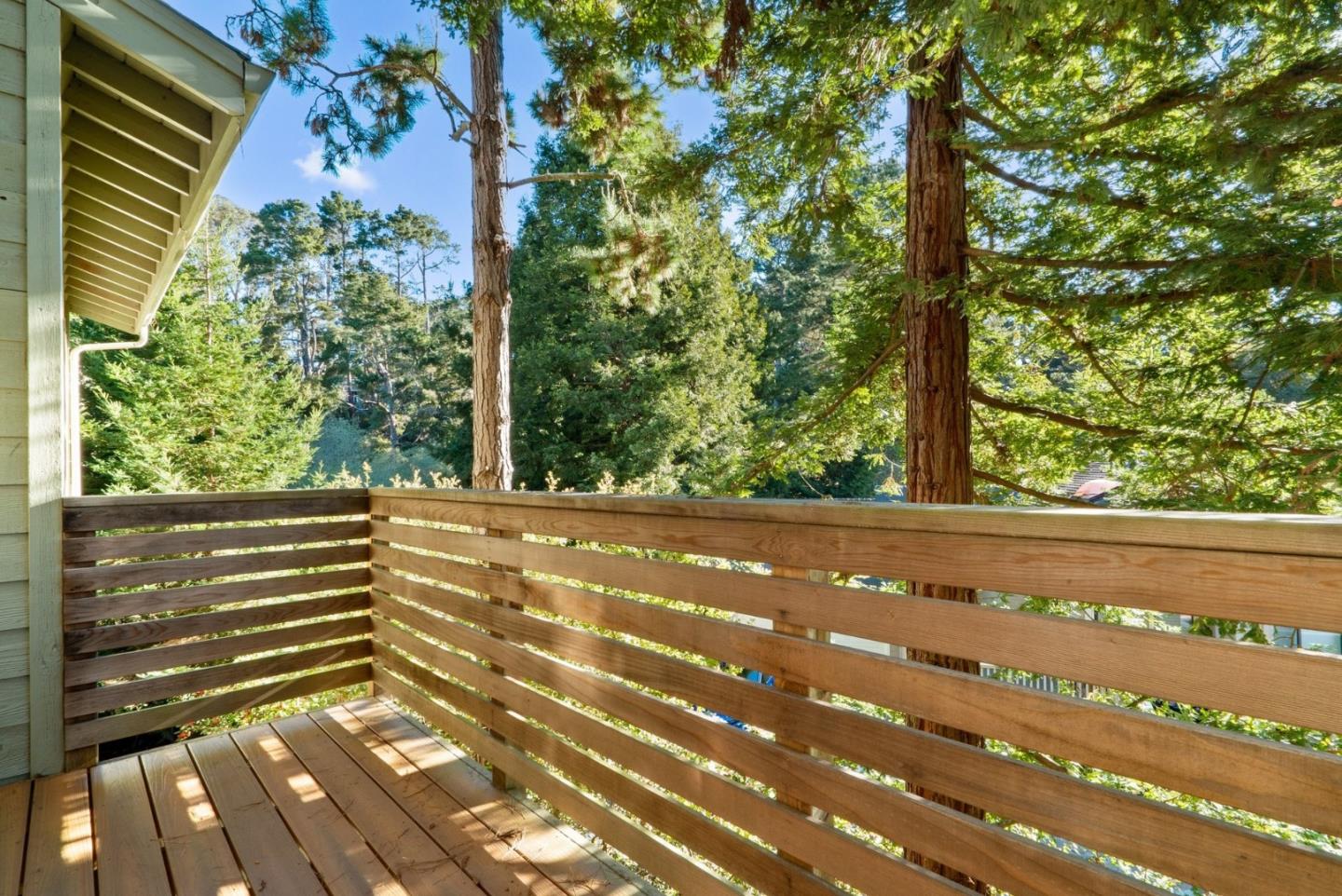 105 Dunsmuir Court