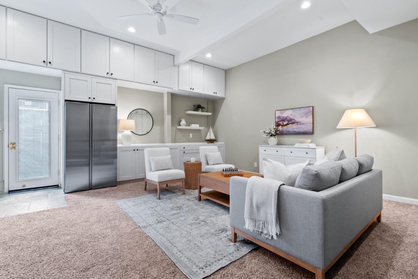 523 Middlefield Drive