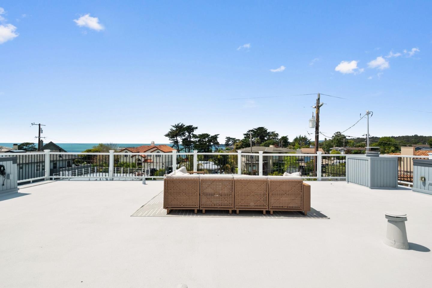 523 Middlefield Drive