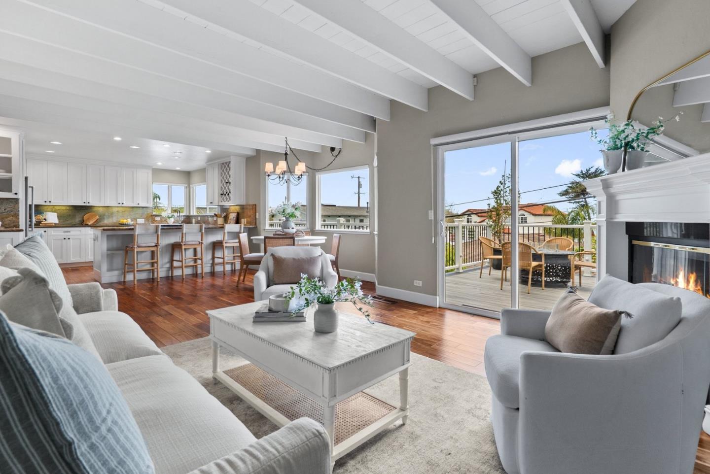 523 Middlefield Drive