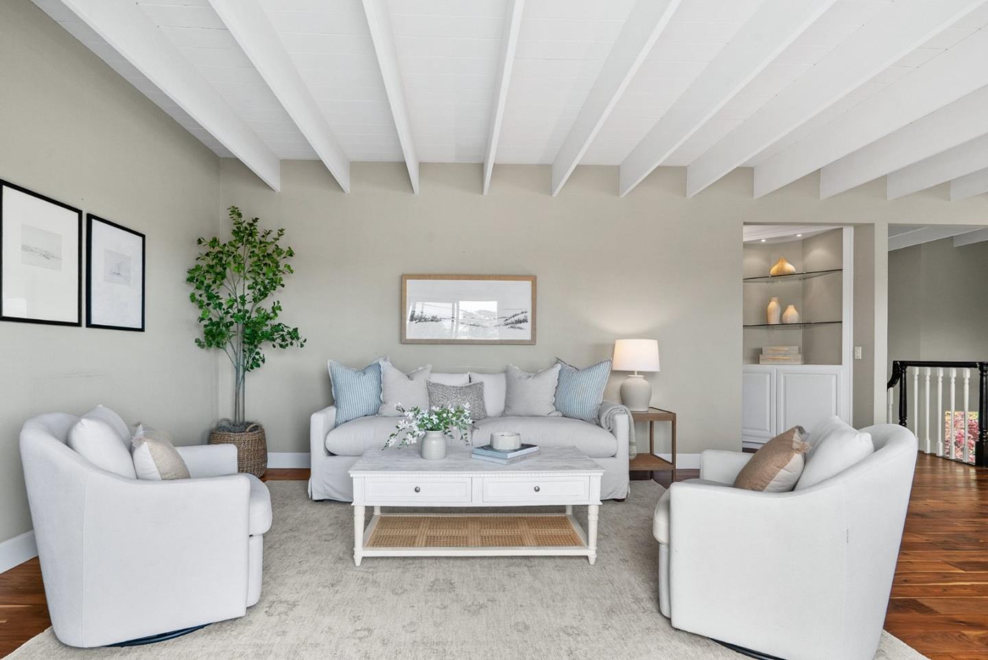 523 Middlefield Drive