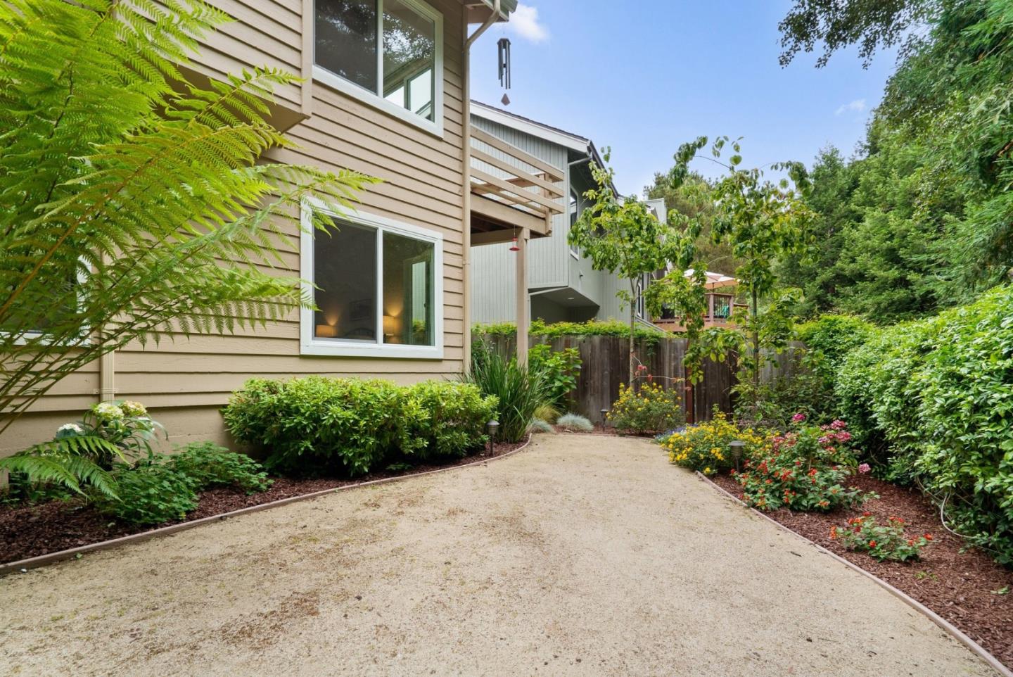 273 Dry Creek RD
