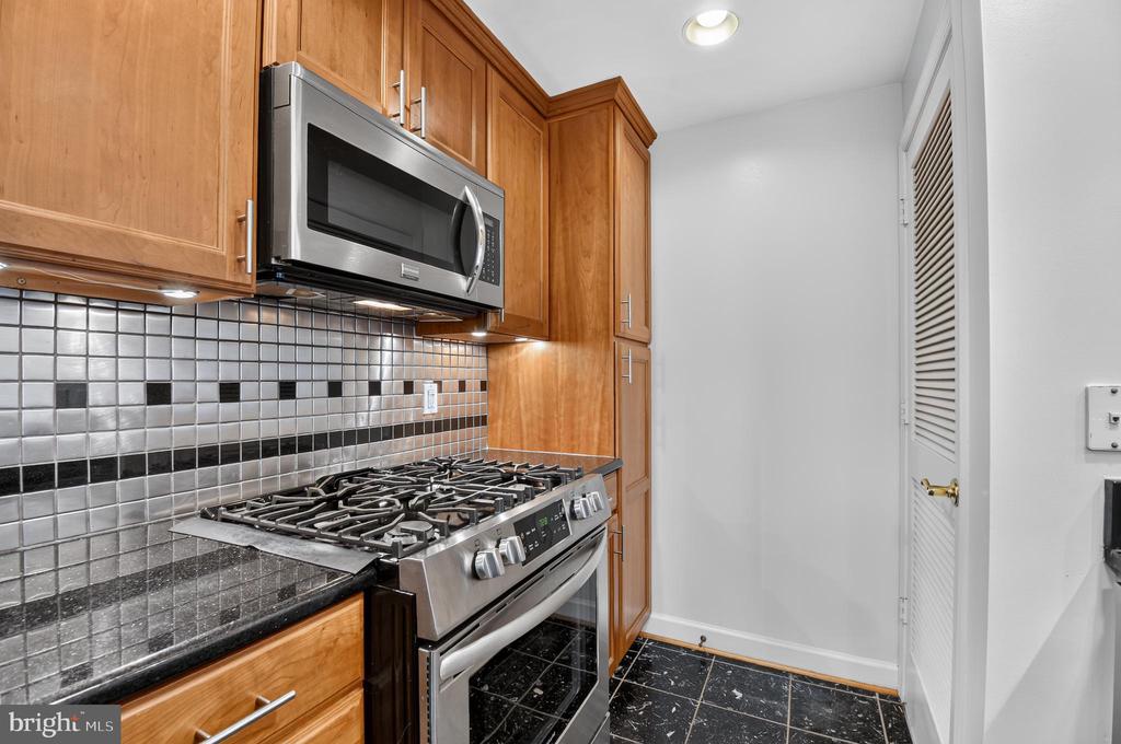 901 N MONROE STREET Unit: 314