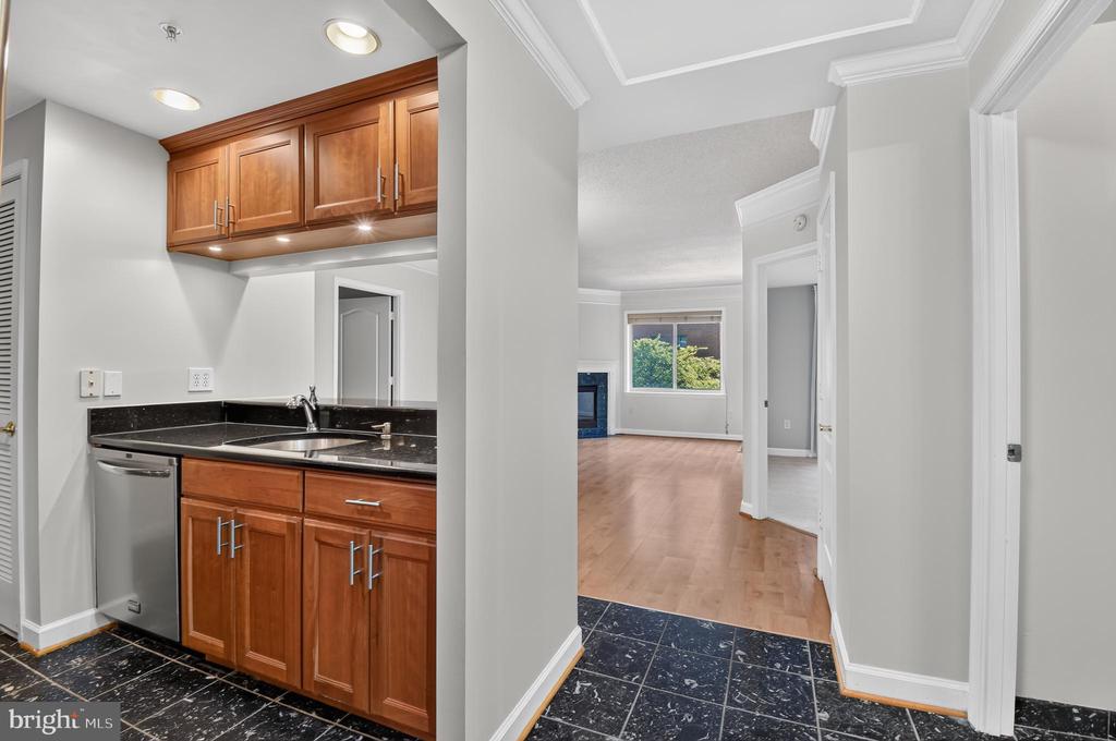 901 N MONROE STREET Unit: 314