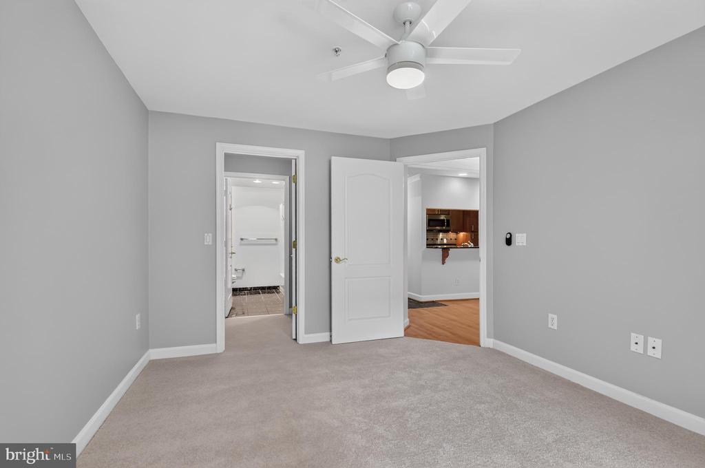 901 N MONROE STREET Unit: 314