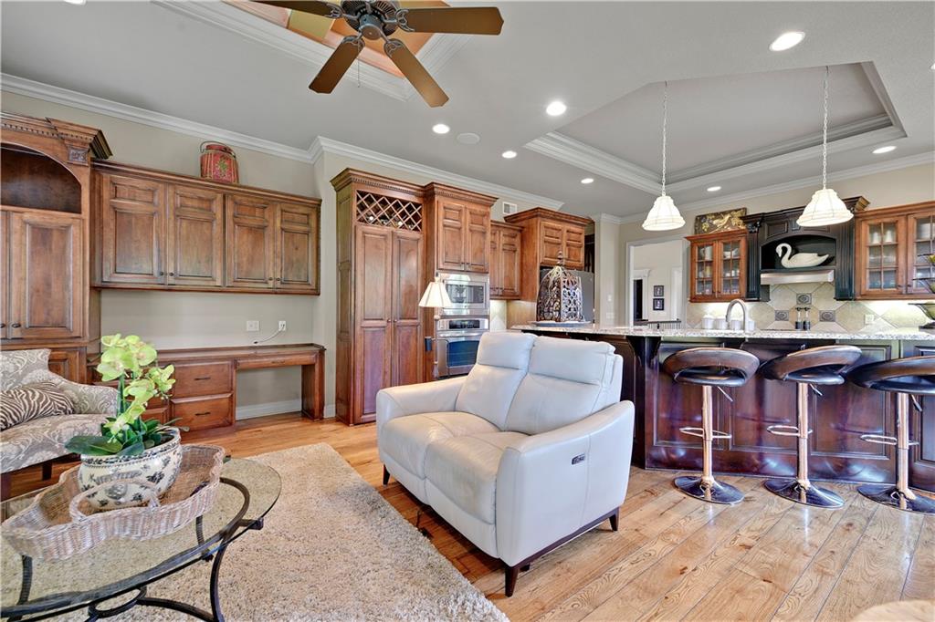 17100 Penn Court