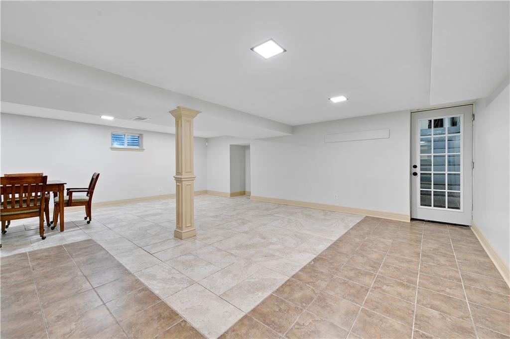 8616 W 61st Street