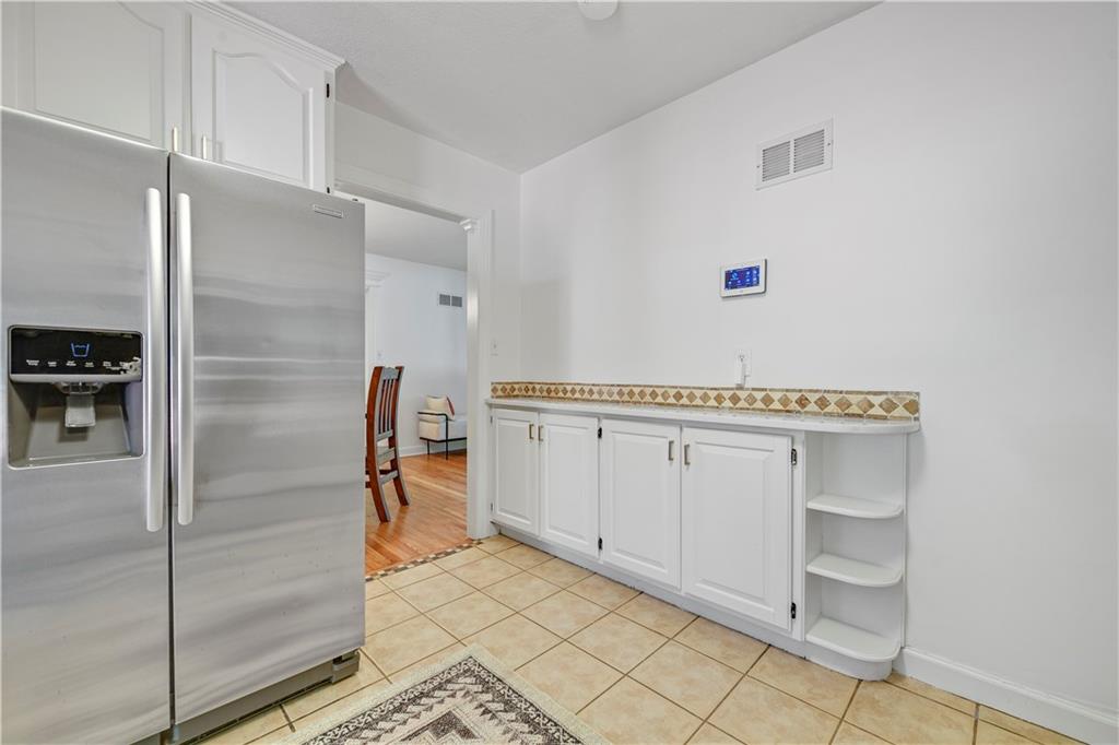 8616 W 61st Street