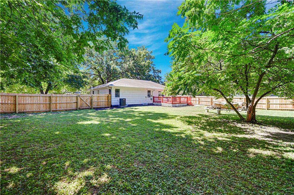 8616 W 61st Street