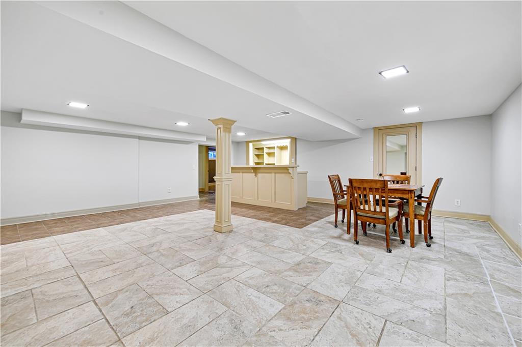 8616 W 61st Street