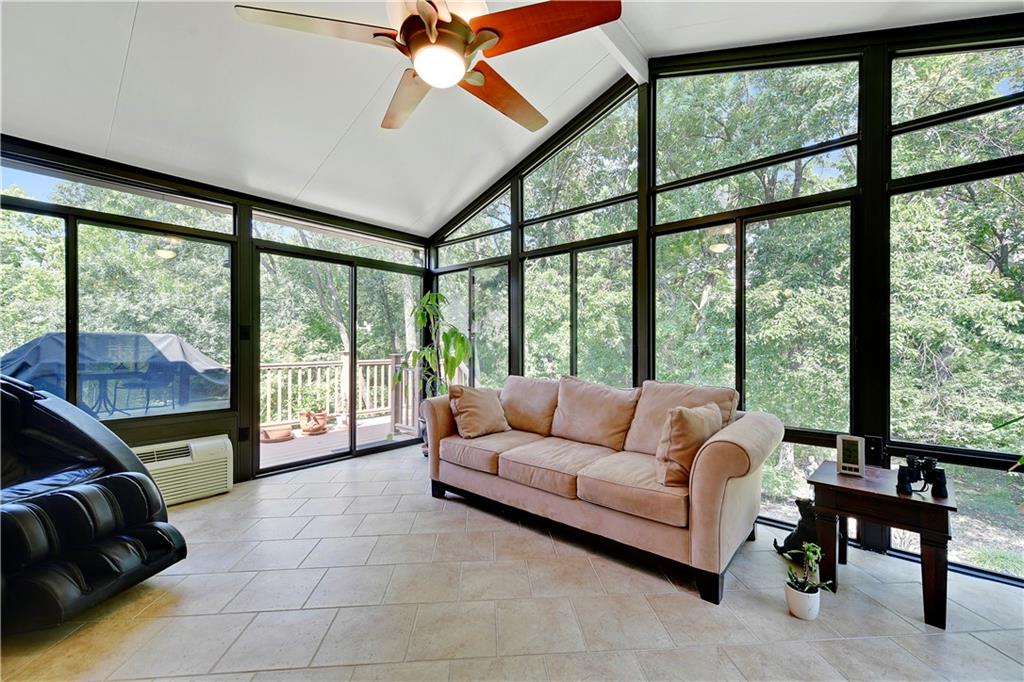 10801 Washington Court