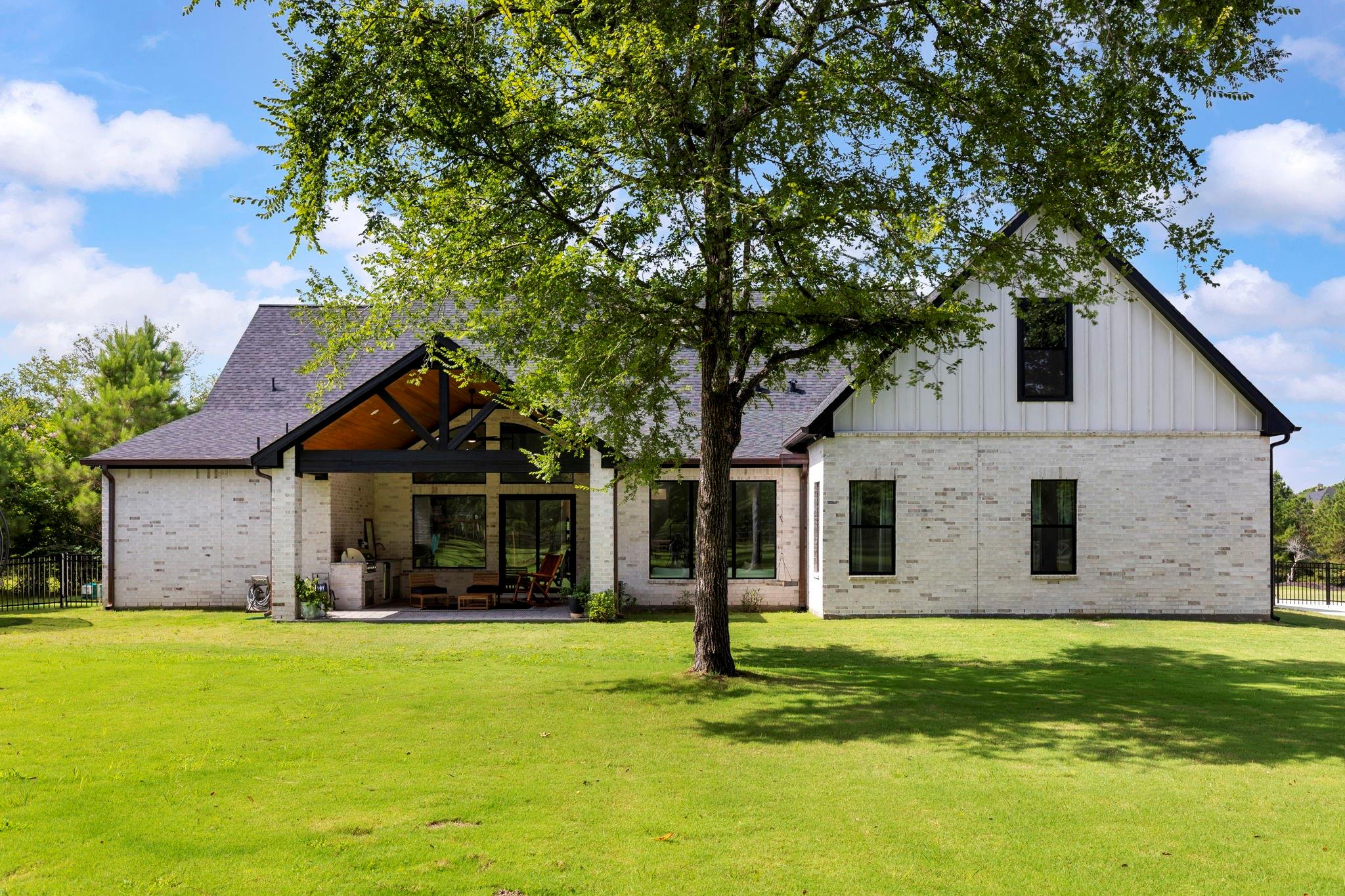 9207 Grand Lake Estates Drive