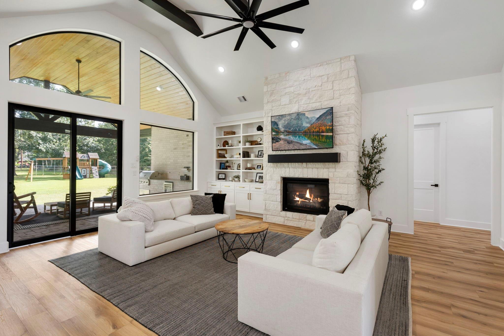 9207 Grand Lake Estates Drive