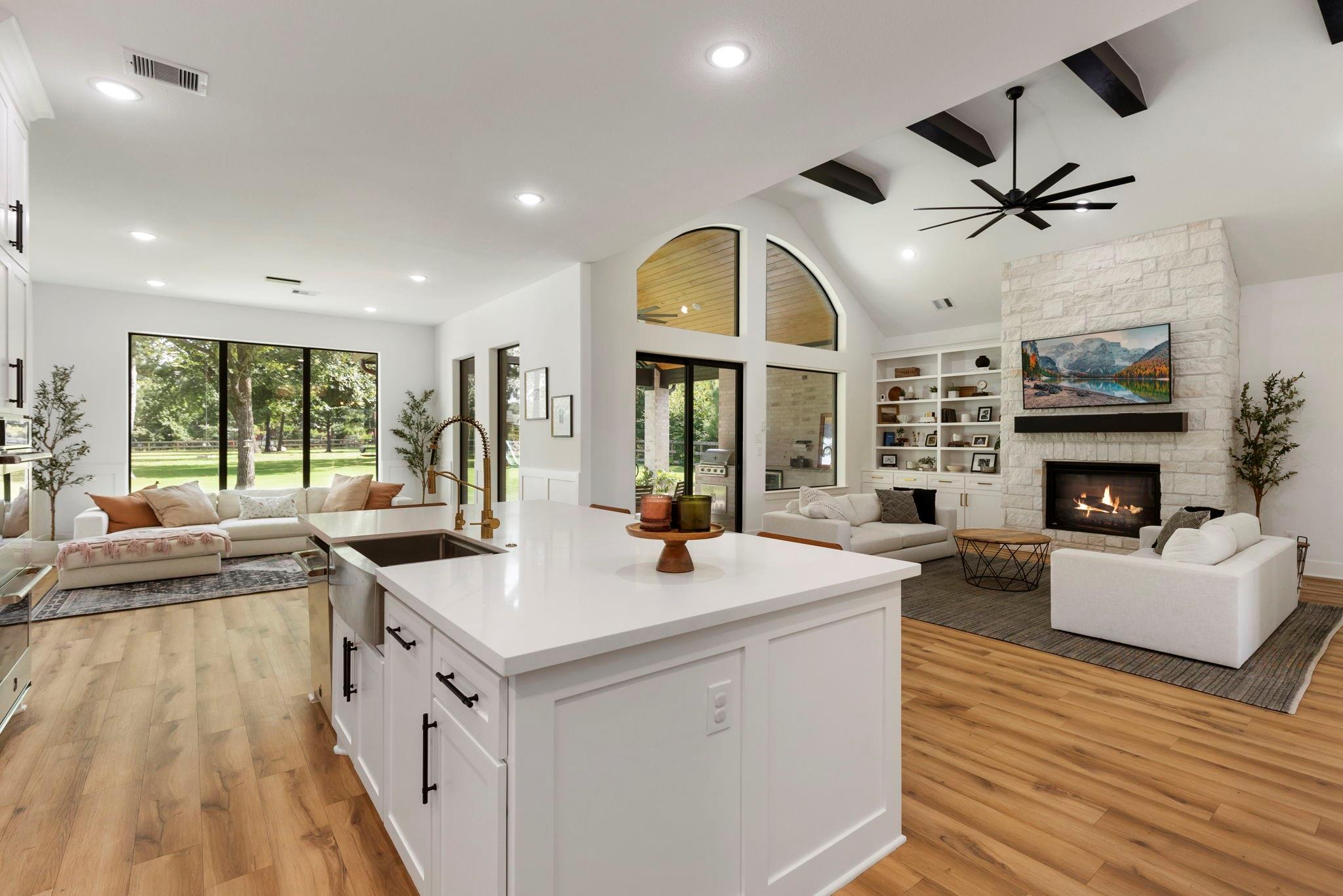 9207 Grand Lake Estates Drive