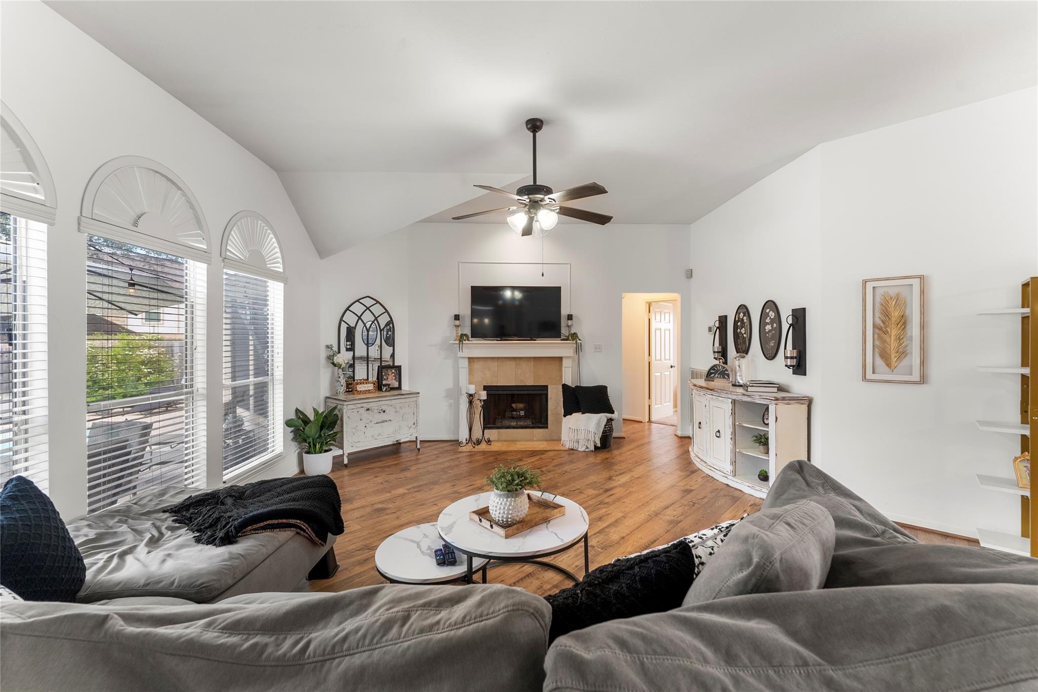 25203 Burgh Castle Drive