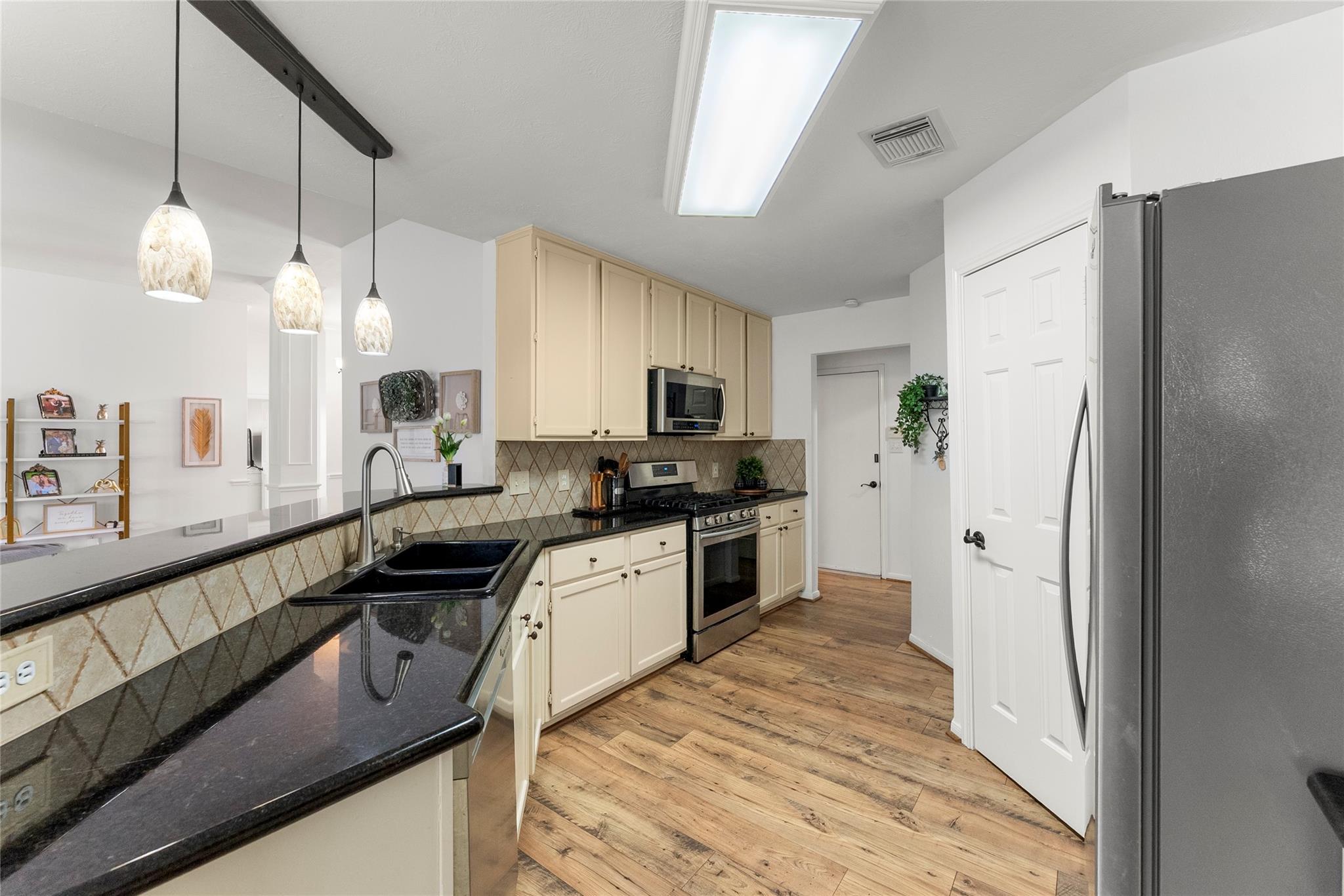 25203 Burgh Castle Drive