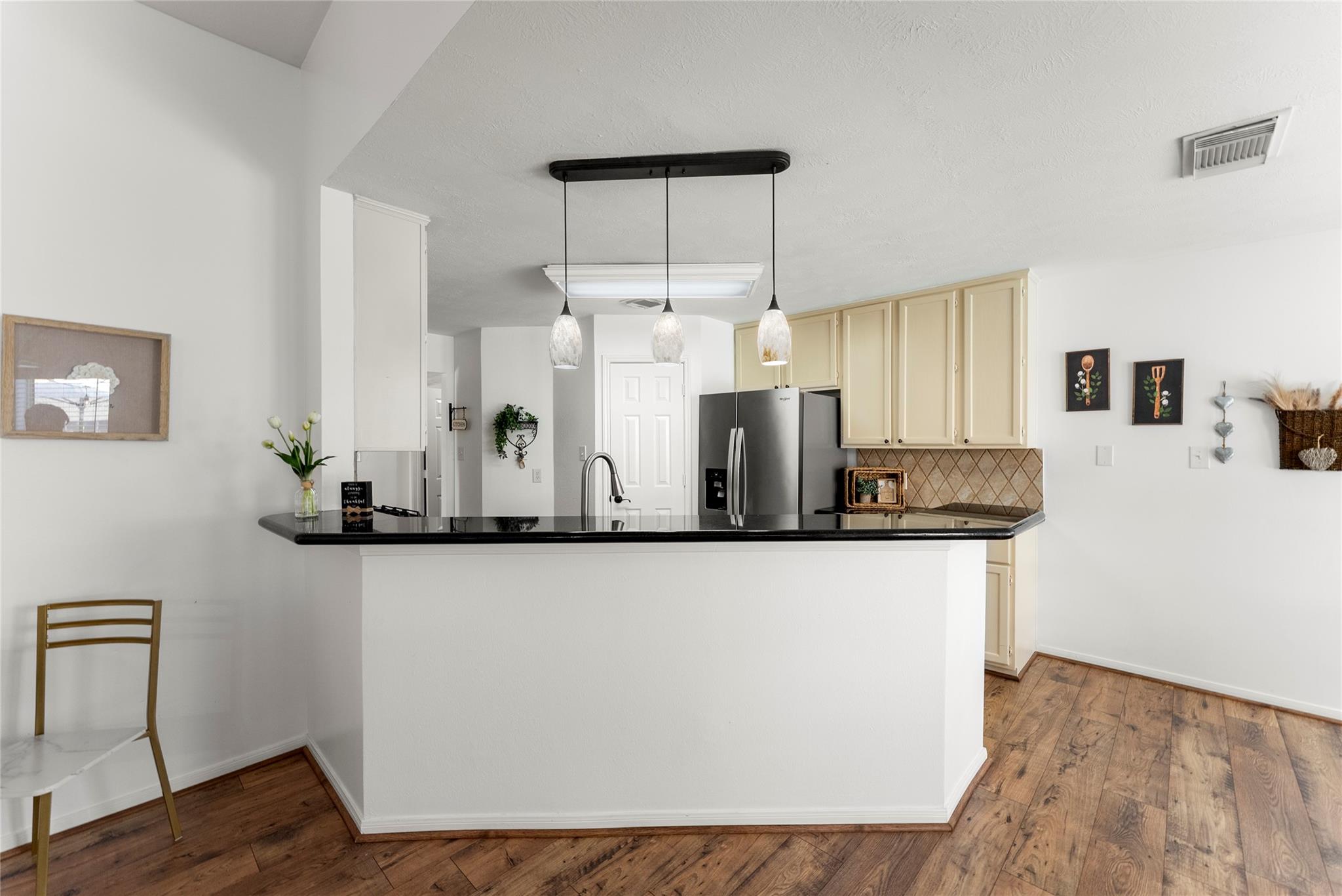 25203 Burgh Castle Drive