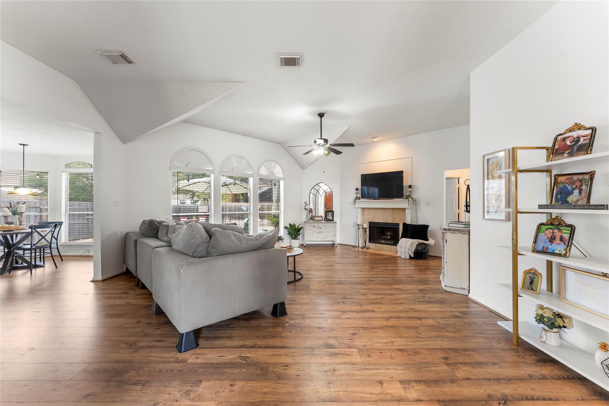 25203 Burgh Castle Drive