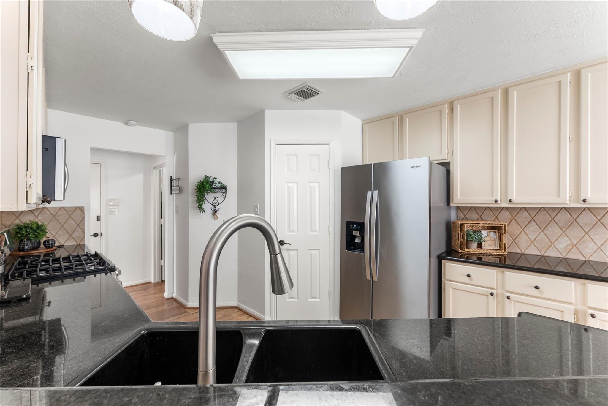 25203 Burgh Castle Drive