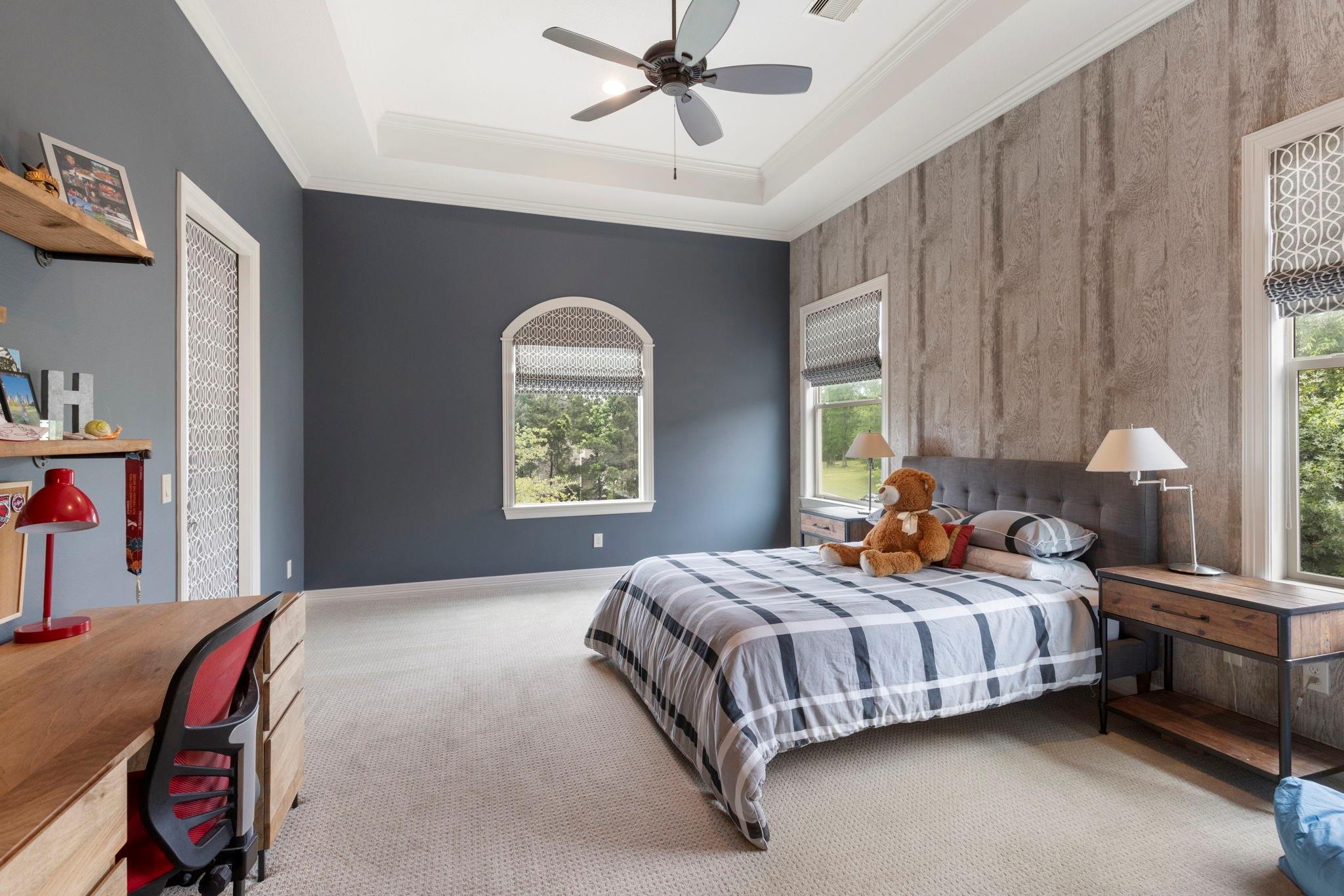 2 N Badger Lodge Circle