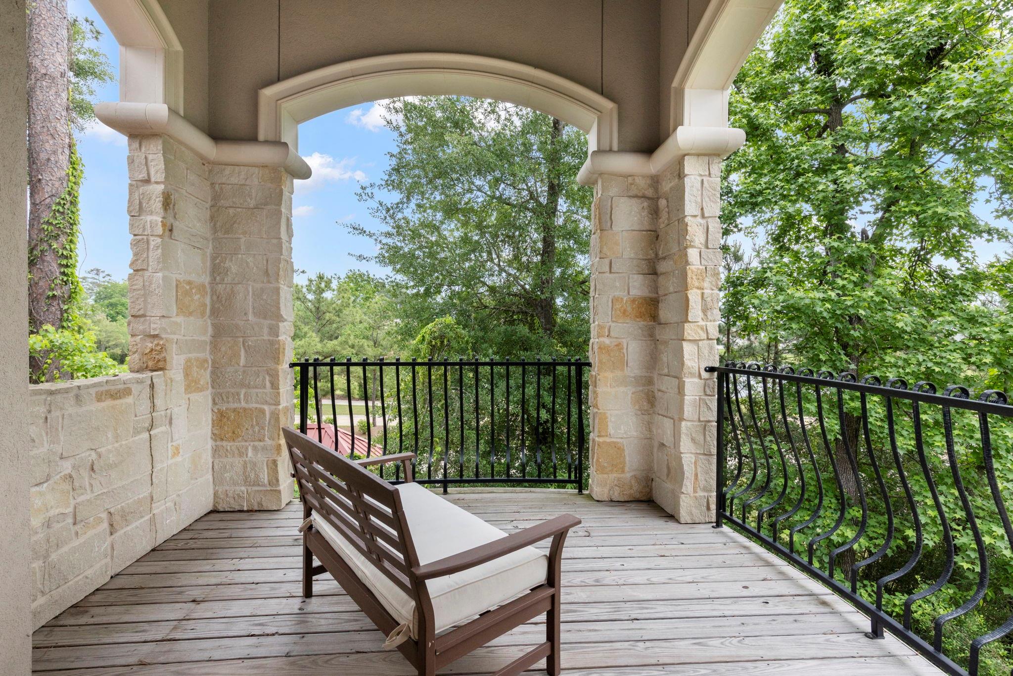 2 N Badger Lodge Circle