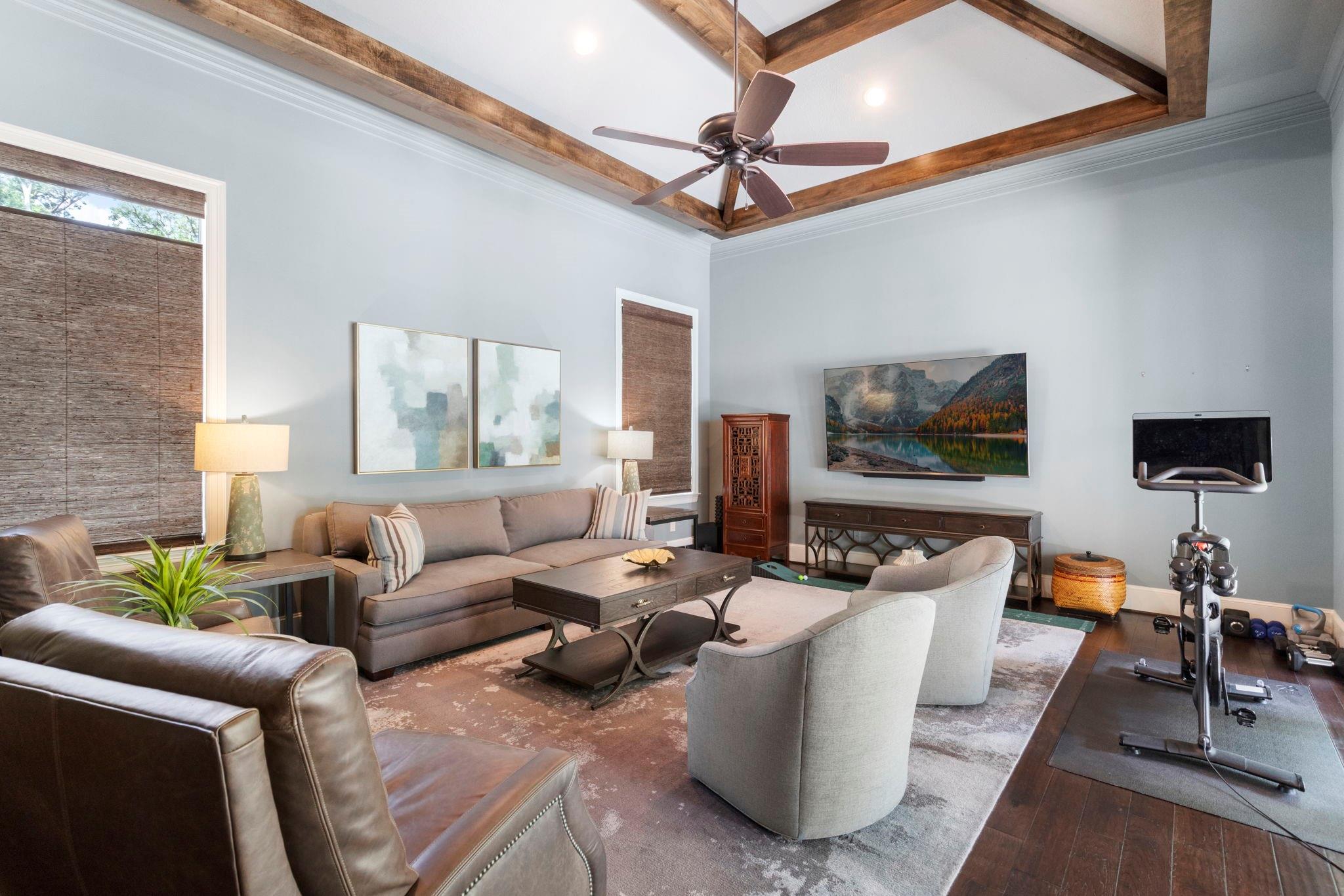 2 N Badger Lodge Circle