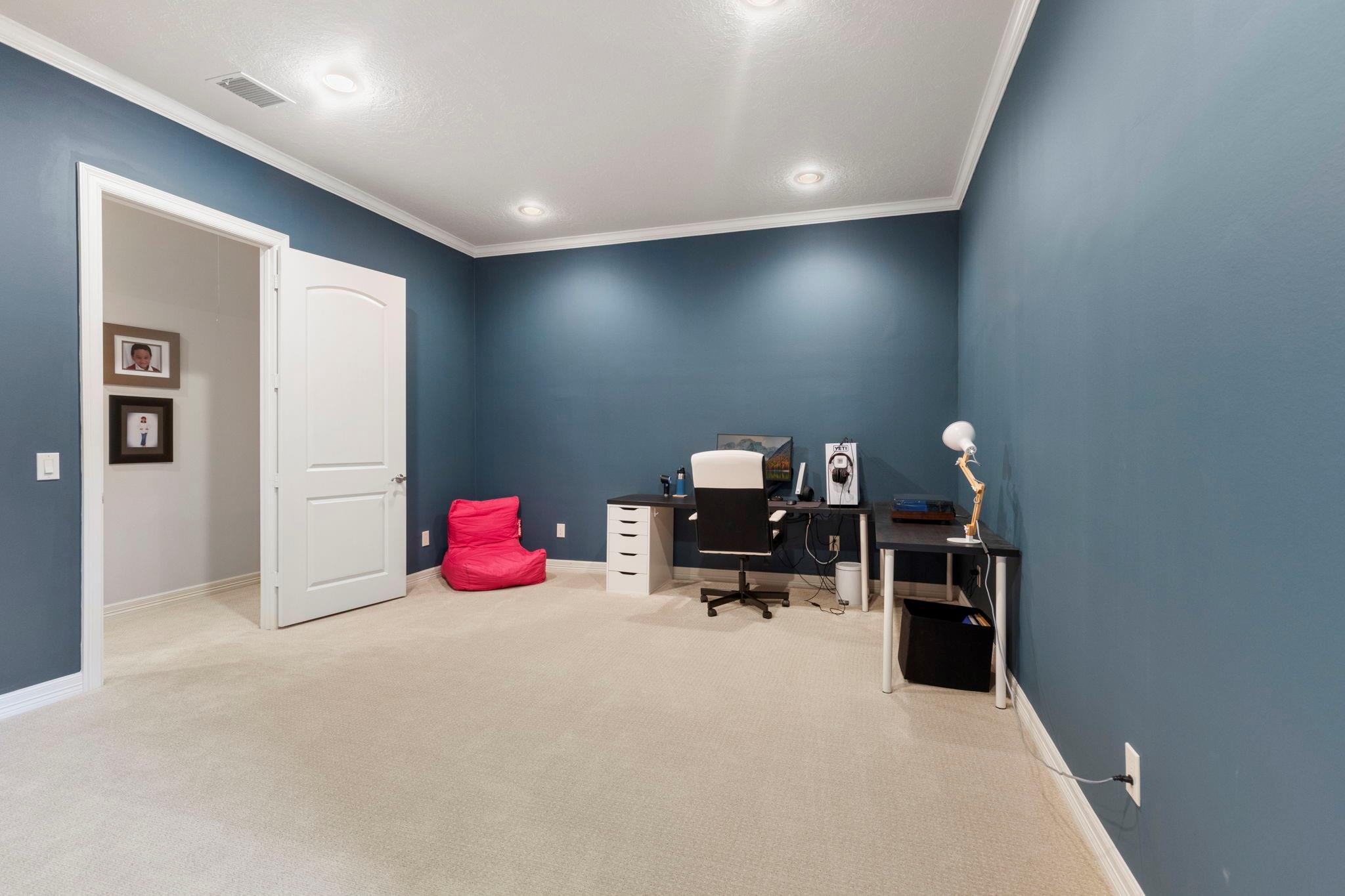 2 N Badger Lodge Circle
