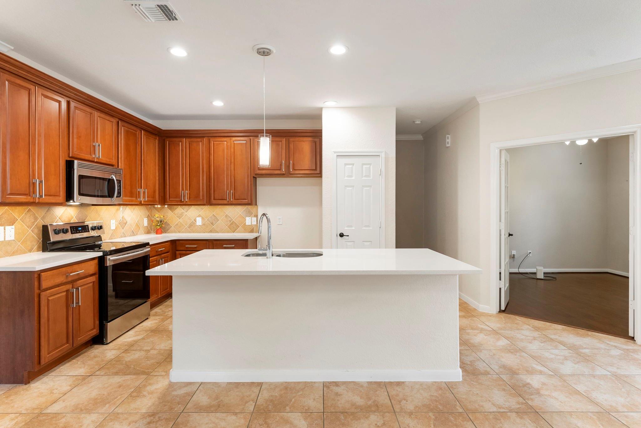 3 Avenswood Place