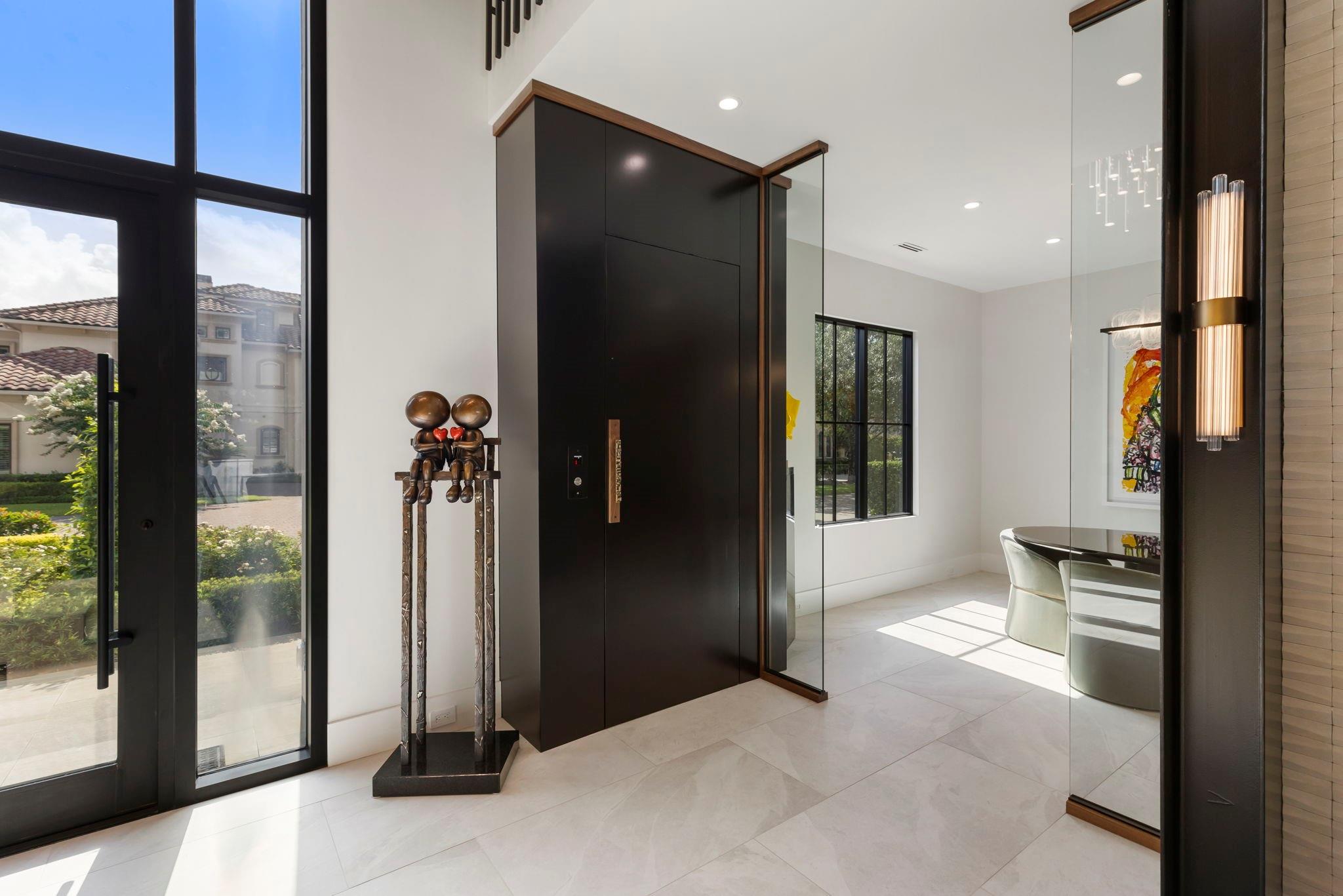 15 Regent Square
