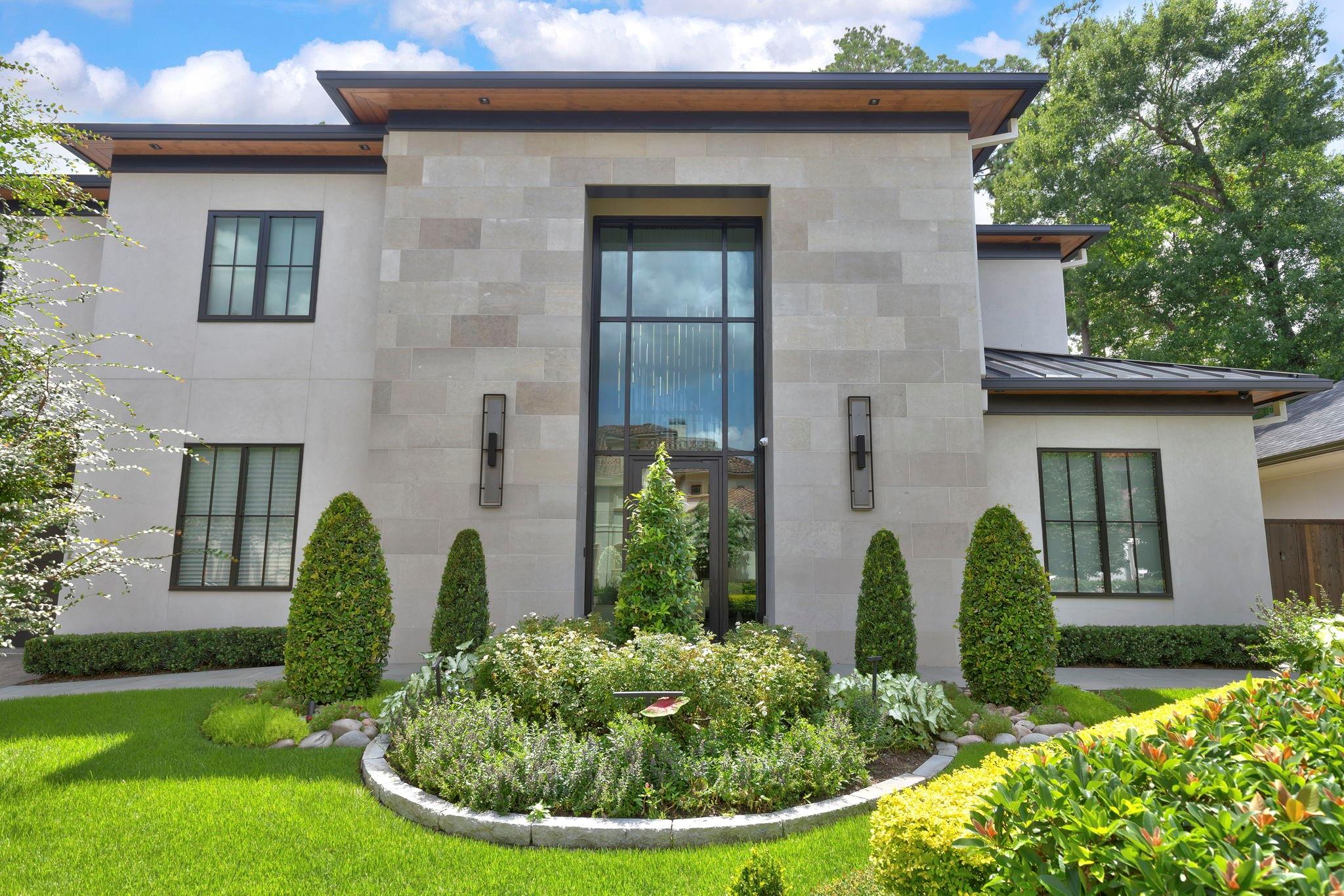 15 Regent Square